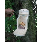 Krmítko pro veverky 