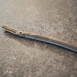 Pandoo Kovový holicí strojek na obočí a 4 ks žiletek růžově zlatý