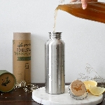 Pandoo Nerezová lahev na vodu s bambusovým víčkem 750 ml