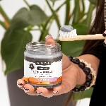Truthpaste Charcoal přírodní minerální zubní pasta s aktivním uhlím fenykl a pomeranč 100 ml