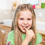 Pandoo Bambusový kartáček pro děti Medium Soft sada 4 ks