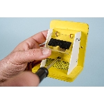 ochranná klapka k dřevěným čmelínům žlutá