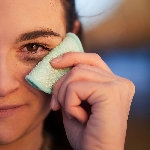 Pandoo Pratelné odličovací tamponky z bio bavlny 18 ks s úložným boxem z bambusu